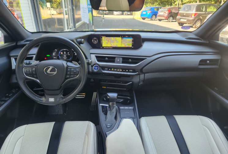 Lexus UX 250h 2WD F SPORT