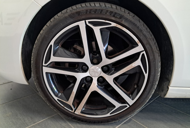 Peugeot 308 phase 2 1.2  130 Allure -  toit pano carplay - REVISEE DISTRI NEUVE -  