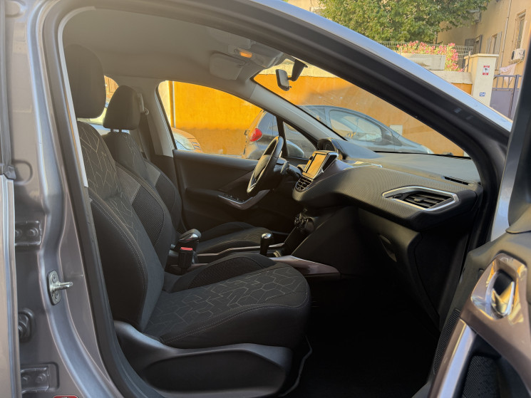 Peugeot 2008 allure 1.2 e-VTi 12V BMP5 S&S 82 cv / Origine France  4 eme main / 