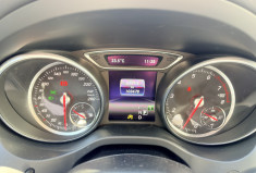 Mercedes CLA 180 1.6 122 ch 7G-DCT Sensation *Caméra de recul*Entretiens Mercedes