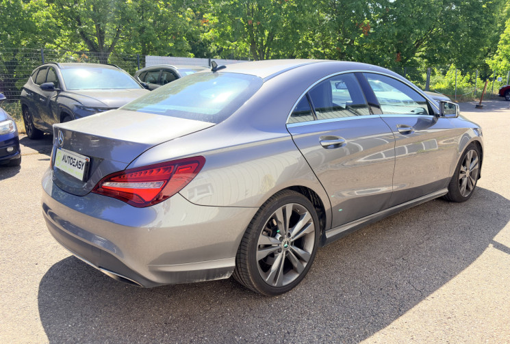 Mercedes CLA 180 1.6 122 ch 7G-DCT Sensation *Caméra de recul*Entretiens Mercedes