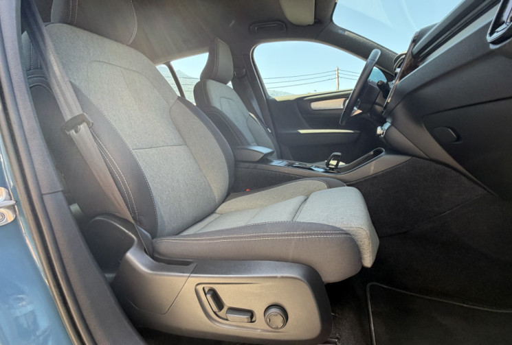 Volvo XC40 XC40 B3 2.0 163 CH PLUS DCT7