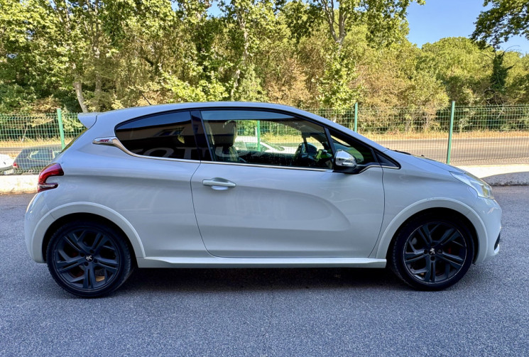 Peugeot 208 1.6 THP 208 GTI / CarPlay /FULL Entretien PEUGEOT / CT OK / Garantie 6 Mois