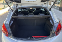 Peugeot 208 1.6 THP 208 GTI / CarPlay /FULL Entretien PEUGEOT / CT OK / Garantie 6 Mois