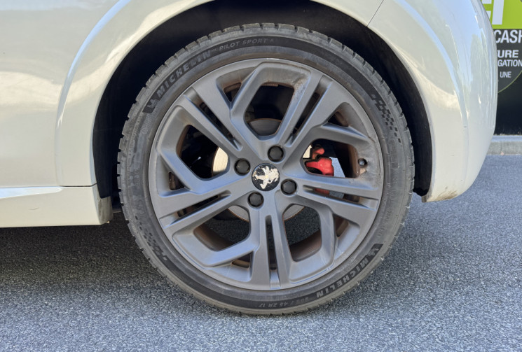 Peugeot 208 1.6 THP 208 GTI / CarPlay /FULL Entretien PEUGEOT / CT OK / Garantie 6 Mois