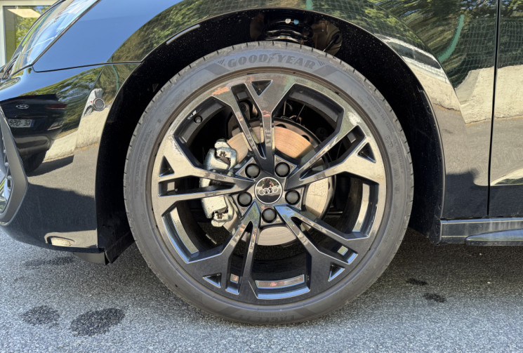 Audi A3 SPORTBACK S-Line 35 TFSi 150 S-Tronic / NEUVE / Toit ouvrant / Sonos / 360° / Garantie 12/27