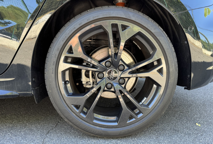 Audi A3 SPORTBACK S-Line 35 TFSi 150 S-Tronic / NEUVE / Toit ouvrant / Sonos / 360° / Garantie 12/27