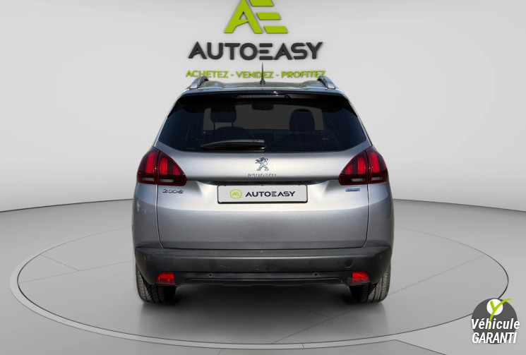Peugeot 2008 1.2 110 cv Style / Entretien Complet Peugeot 
