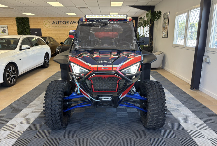 POLARIS RZR XP PRO ULTIMATE 1000 TURBO SUREQUIPE  / PARBRISE / TREUIL / PARE BUFFLE AVANT ET ARRIERE