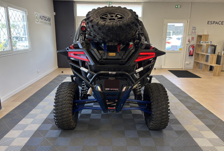 POLARIS RZR XP PRO ULTIMATE 1000 TURBO SUREQUIPE  / PARBRISE / TREUIL / PARE BUFFLE AVANT ET ARRIERE
