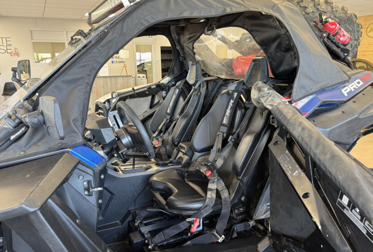 POLARIS RZR XP PRO ULTIMATE 1000 TURBO SUREQUIPE  / PARBRISE / TREUIL / PARE BUFFLE AVANT ET ARRIERE