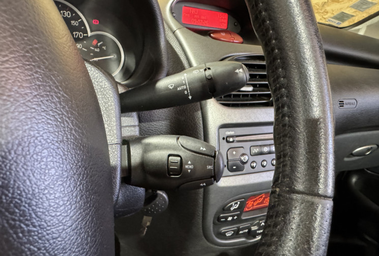 Peugeot 206 CC 1.6 i 110CH  PACK SPORT GARANTIE 12 MOIS