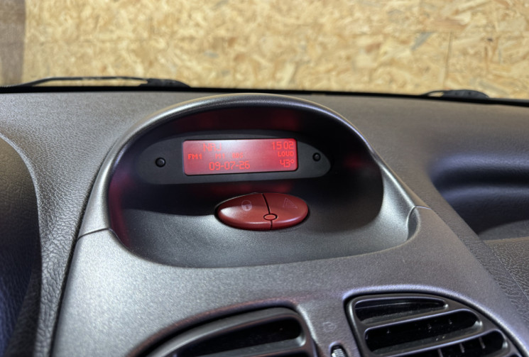 Peugeot 206 CC  1.6 HDI 110CH  PACK SPORT GARANTIE 12 MOIS