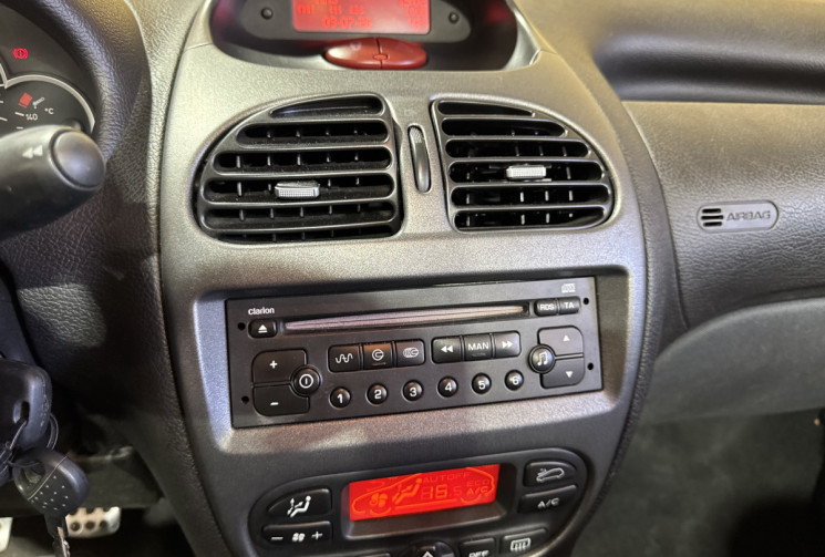 Peugeot 206 CC  1.6 HDI 110CH  PACK SPORT GARANTIE 12 MOIS