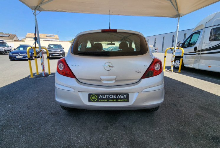 Opel Corsa  1.2 80 COSMO / CHAINE DE DISTRIBUTION / ENTRETIEN A JOUR / 