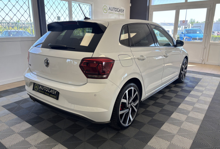 Volkswagen Polo VI GTI 2.0 TFSI DSG6 200 GTI / VIRTUAL COCKPIT / SIEGES CHAUFFANTS / CARPLAY