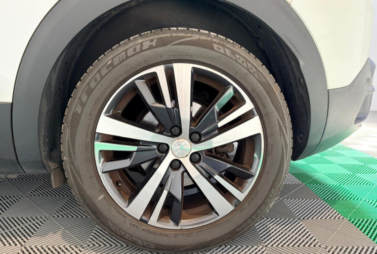 Peugeot 3008 GTLine 1.5L HDI 130CV - BLANC NACREE - ENTRETIEN SUR FACTURE