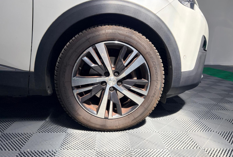 Peugeot 3008 GTLine 1.5L HDI 130CV - BLANC NACREE - ENTRETIEN SUR FACTURE