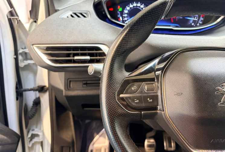 Peugeot 3008 GTLine 1.5L HDI 130CV - BLANC NACREE - ENTRETIEN SUR FACTURE