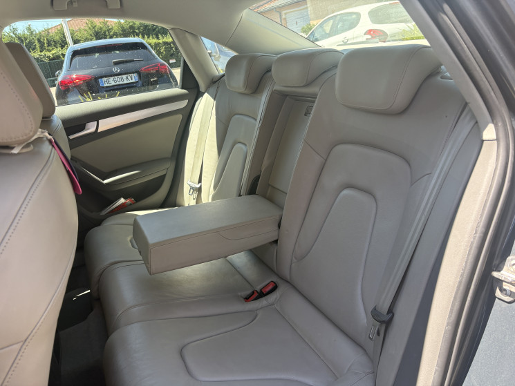 Audi A4 3.0 TDI V6 Tiptronic7 240 CV / QUATTRO