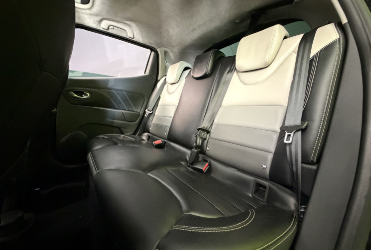 Renault Clio IV 1.2 TCE 120 CV INITIALE PARIS 