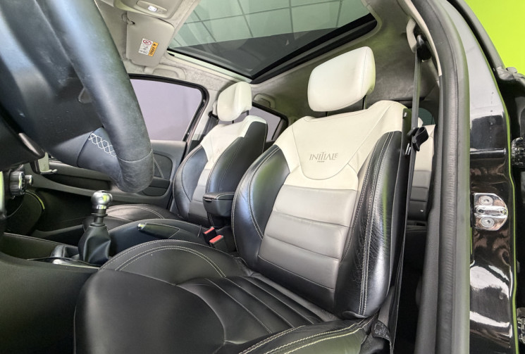 Renault Clio IV 1.2 TCE 120 CV INITIALE PARIS 