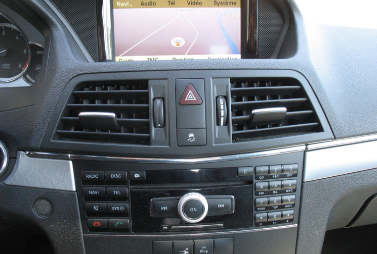 Mercedes CLASSE E 350 CDI Coupé C207 EXECUTIVE BA7