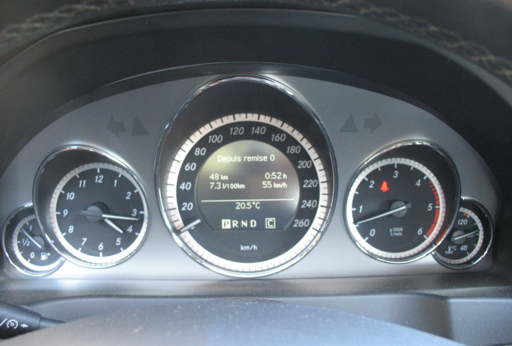 Mercedes CLASSE E 350 CDI Coupé C207 EXECUTIVE BA7