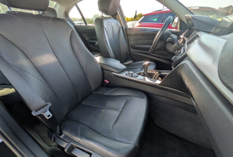 BMW Série 3  318D 2.0 D 143 EXECUTIVE / CHAINE DE DISTRIBUTION / GARANTIE 12 MOIS