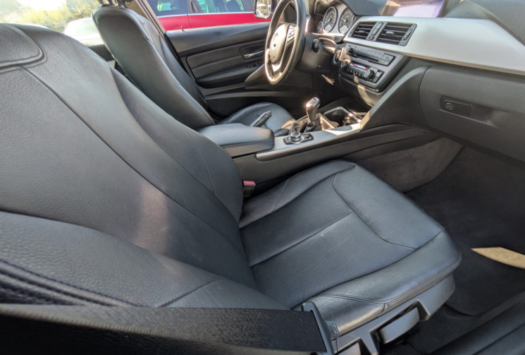 BMW Série 3  318D 2.0 D 143 EXECUTIVE / CHAINE DE DISTRIBUTION / GARANTIE 12 MOIS