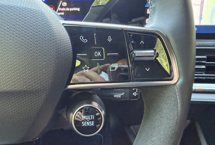 Renault Clio 6 Esprit Alpine 1.8 E-Tech 160 Full HYBRID / HARMAN KARDON / ETAT NEUF / Garantie 04/28