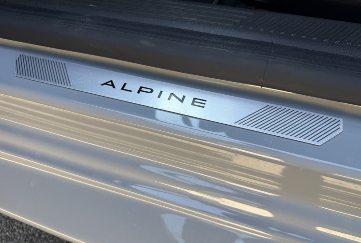 Renault Clio 6 Esprit Alpine 1.8 E-Tech 160 Full HYBRID / HARMAN KARDON / ETAT NEUF / Garantie 04/28