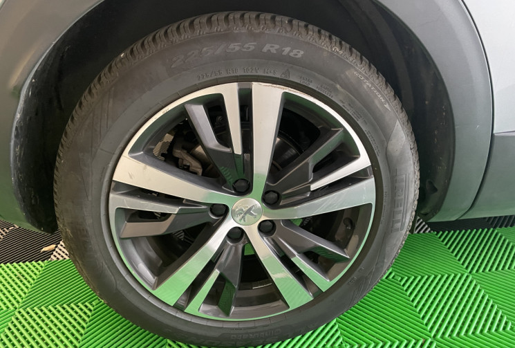 Peugeot 3008  HYBRID RECHARGABLE 225ch Allure Pack e-EAT8 Entretiens Peugeot 