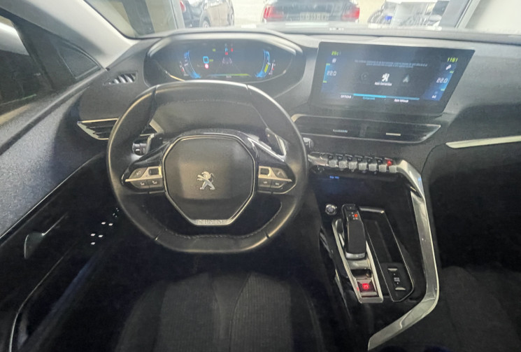Peugeot 3008  HYBRID RECHARGABLE 225ch Allure Pack e-EAT8 Entretiens Peugeot 
