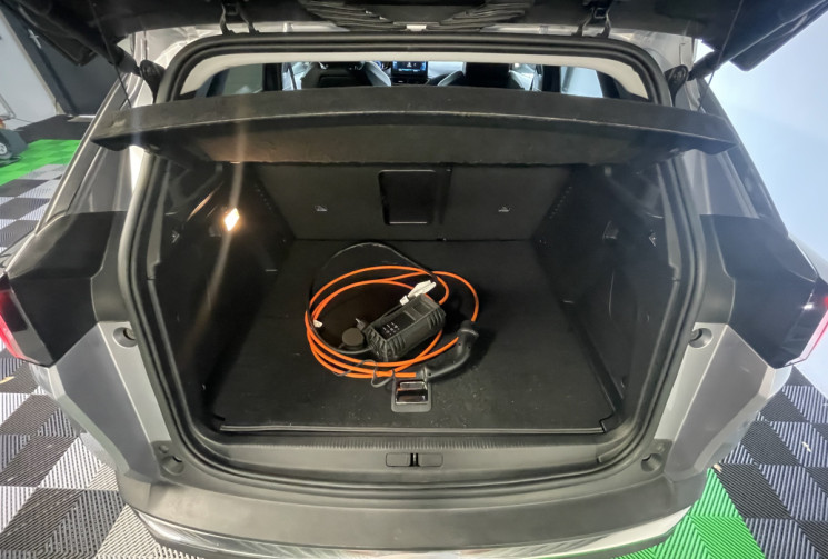 Peugeot 3008  HYBRID RECHARGABLE 225ch Allure Pack e-EAT8 Entretiens Peugeot 