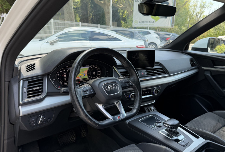 Audi Q5 55 TFSIe 367 S-Tronic S-Line Quattro / Suivi Audi / Suspension Adaptative / Carplay 