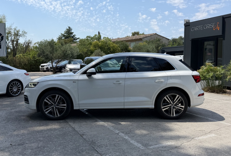 Audi Q5 55 TFSIe 367 S-Tronic S-Line Quattro / Suivi Audi / Suspension Adaptative / Carplay 
