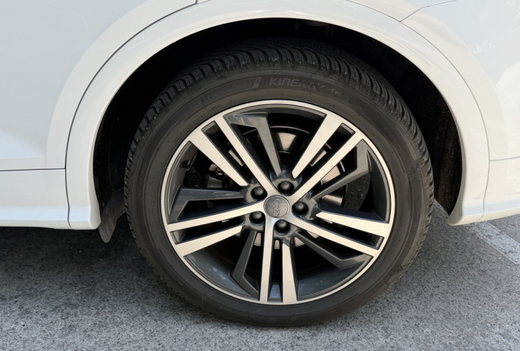 Audi Q5 55 TFSIe 367 S-Tronic S-Line Quattro / Suivi Audi / Suspension Adaptative / Carplay 