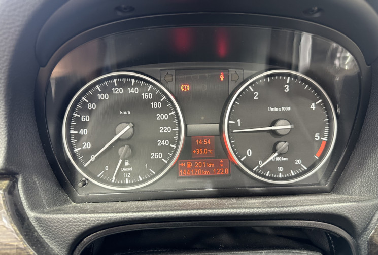 BMW Série 3 320D Cabriolet Luxury 184 / Sièges chauffants / Régulateur / Entretien exemplaire