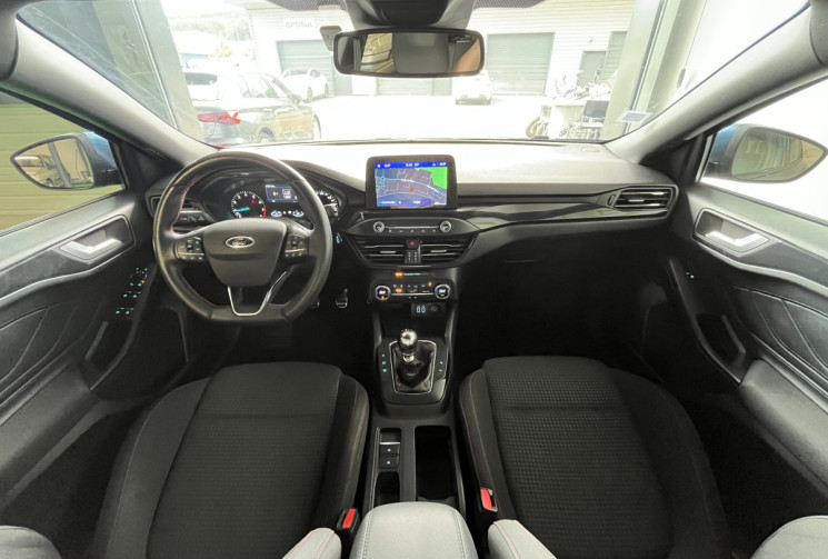 Ford Focus 1.0 Flexifuel mHEV ST Line
