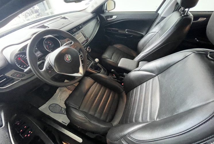 Alfa Romeo GIULIETTA  120ch Executive / Distribution OK / Révision à jour