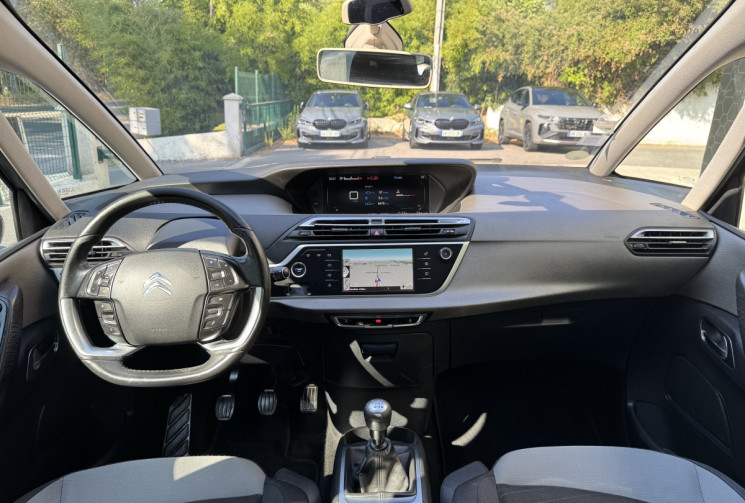Citroën C4 PICASSO INTENSIVE 1.6 HDi 115 / Attelage / Entretien et Distribution à jour / Garantie 