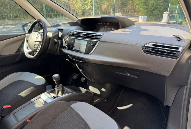 Citroën C4 PICASSO INTENSIVE 1.6 HDi 115 / Attelage / Entretien et Distribution à jour / Garantie 