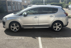 Peugeot 3008 1.6 HDi 115 ch Féline ETG6 / Courroie OK / Toit pano / Siège chauffant