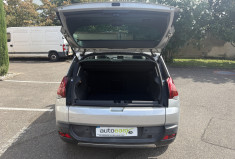 Peugeot 3008 1.6 HDi 115 ch Féline ETG6 / Courroie OK / Toit pano / Siège chauffant