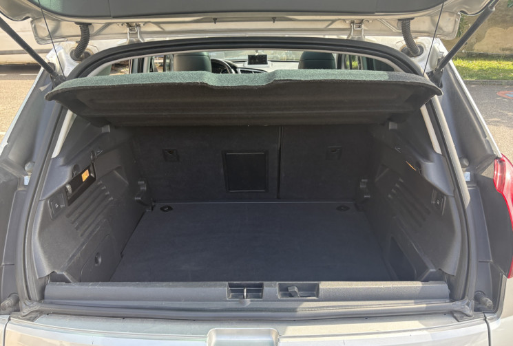 Peugeot 3008 1.6 HDi 115 ch Féline ETG6 / Courroie OK / Toit pano / Siège chauffant