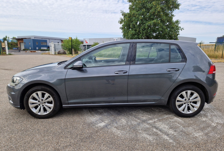 Volkswagen Golf 1.6 TDI 115 BLUEMOTION CONFORTLINE