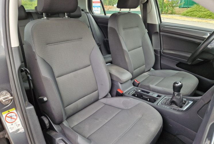 Volkswagen Golf 1.6 TDI 115 BLUEMOTION CONFORTLINE