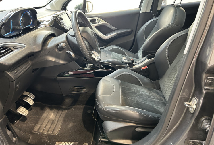 Peugeot 2008 Peugeot 2008 1.2 130ch Crossway