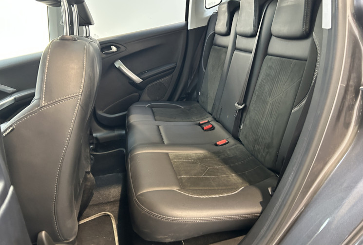 Peugeot 2008 Peugeot 2008 1.2 130ch Crossway